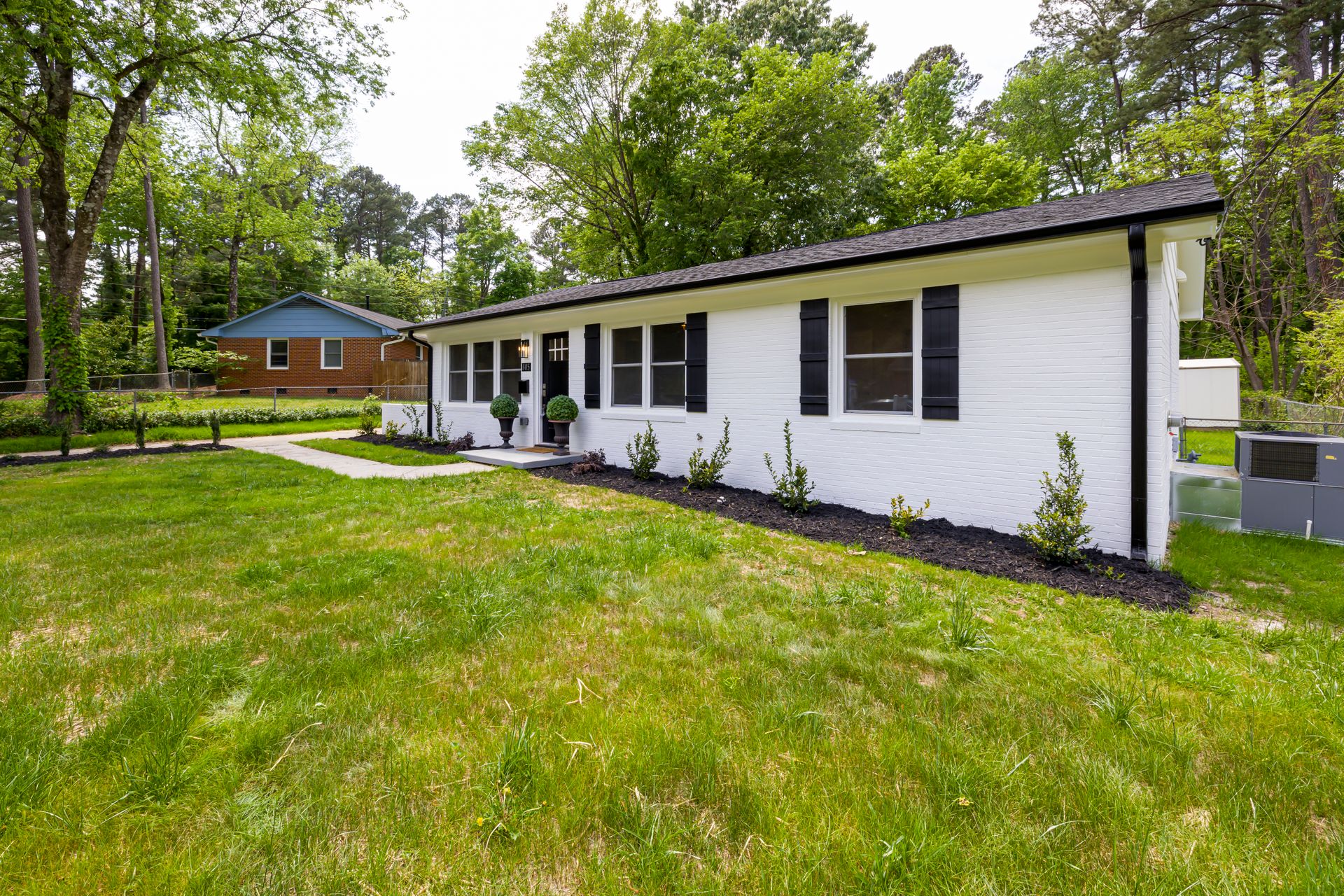 Brick bungalow rental in St. Elmo